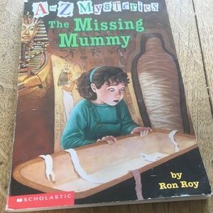 A to Z mysteries the missing mummy by Ron Roy